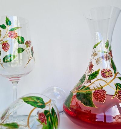 Handmade set of two wine glasses and a decanter inspired by the raspberry theme