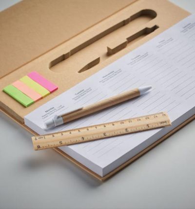 Weekly desk planner in 6 languages
