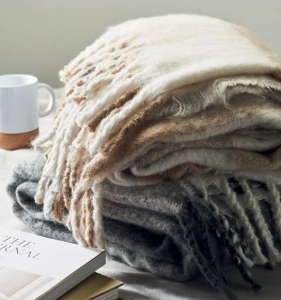 Chequered design polyester blanket