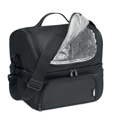 Сooler bag includes lunch box